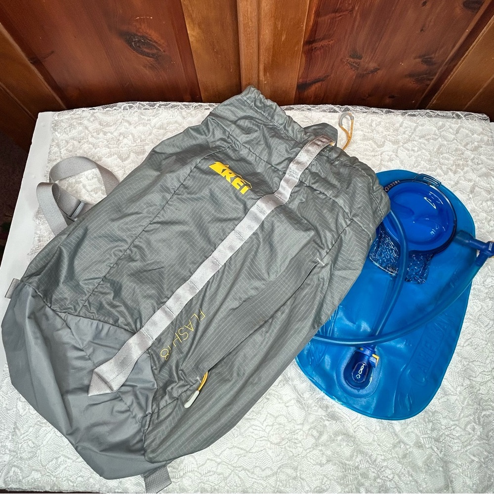 REI Flash Co-op Flash 18 Pack Gray Backpack with Crux 2L Reservoir - 2 Liters